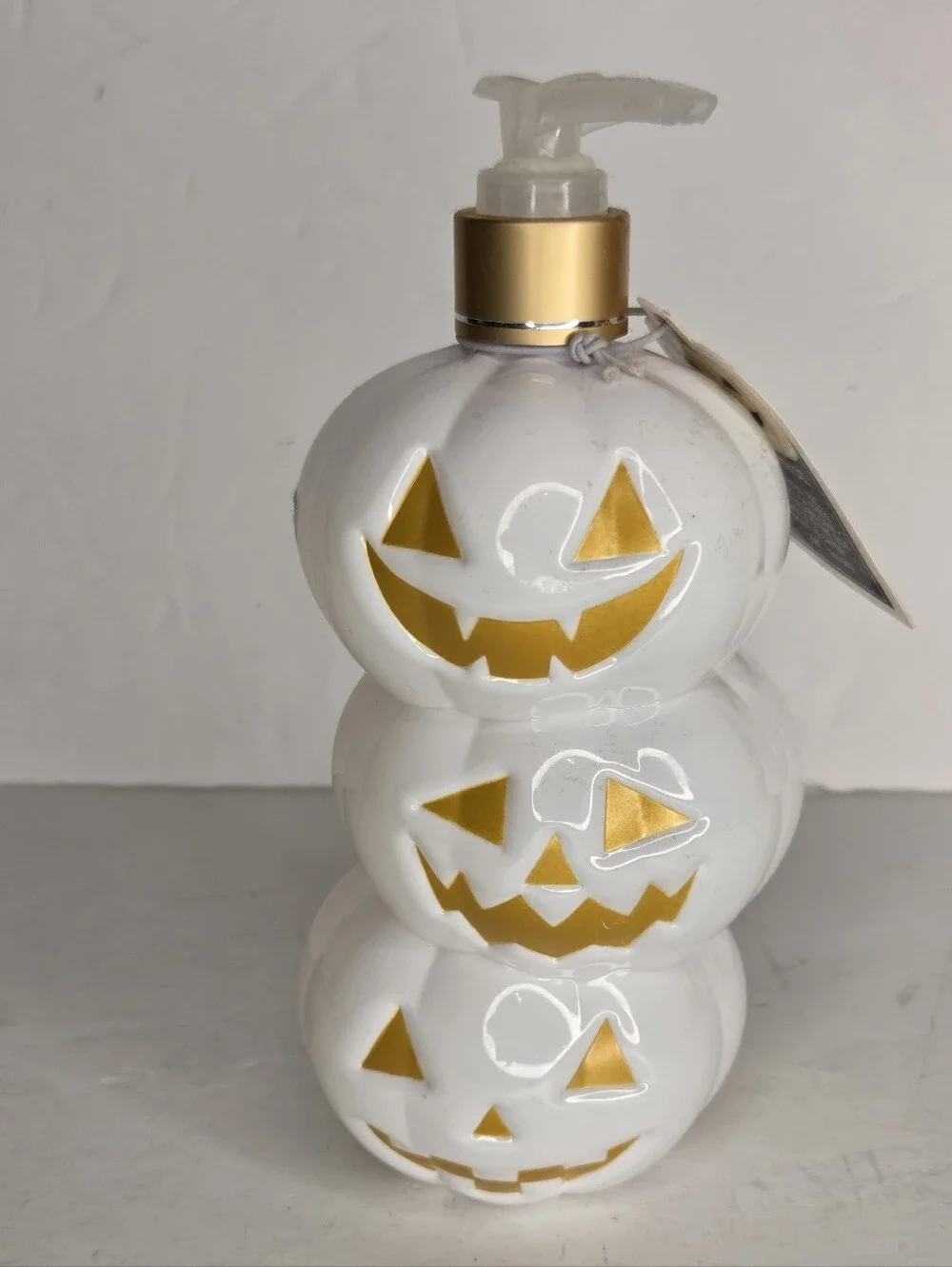 White Stacked Pumpkins‎ Soap Pump Dispenser Halloween Eucalyptus Sage